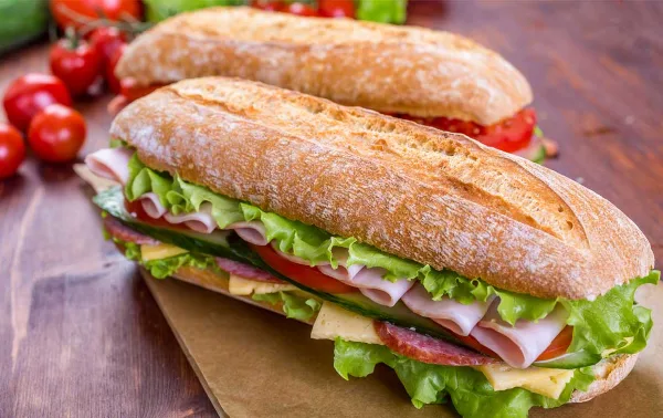 M&D Deli - deli counter