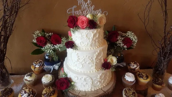 Wedding cake at Honey Brook Hobbies, Herkimer NY