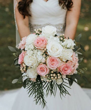 Tastefully Timeless Bouquet in Bronx, NY | PLANTAS Y FLORES FORDHAM CORP.