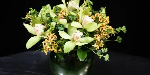 Flowers on Essex - flower arrangement