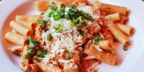 Rossi's Catering Company chicken riggies dish, Canastota New York