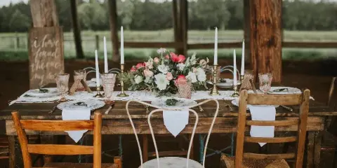 Wedding floral arrangement by Coastal Blooms, Foley AL