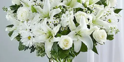 Floral arrangement by James Cress Florist, Smithtown NY