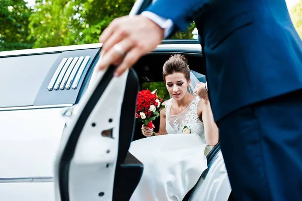 Limo Service in NYC wedding limousine service, Brooklyn New York