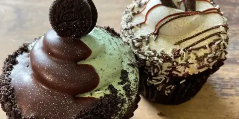Cupcakes from Ohlson's Bakery & Cafe